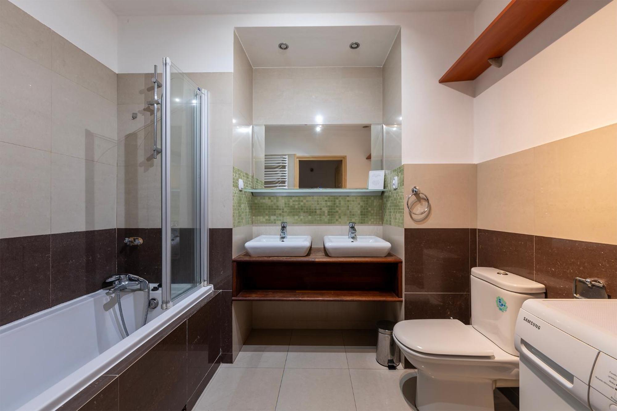 Essence Of Lodz-145M!Central-Secured-Comfy18Ppl!&Freeparking ภายนอก รูปภาพ